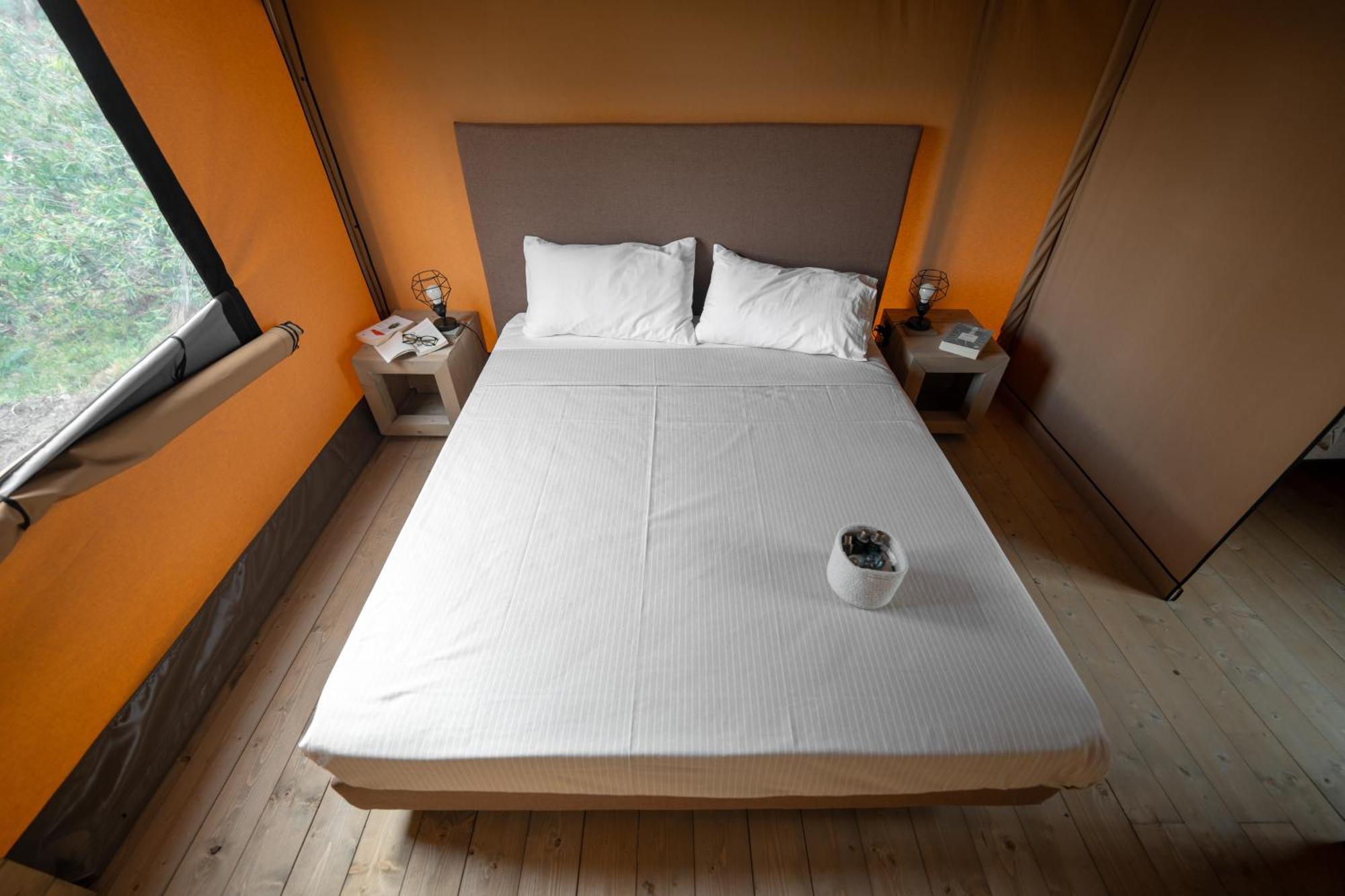 Agriglamping Butterfly House Sardegna Otel Olmedo Dış mekan fotoğraf